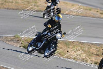 media/Nov-12-2023-Classic Track Days (Sun) [[11f17acb81]]/Lunch laps/